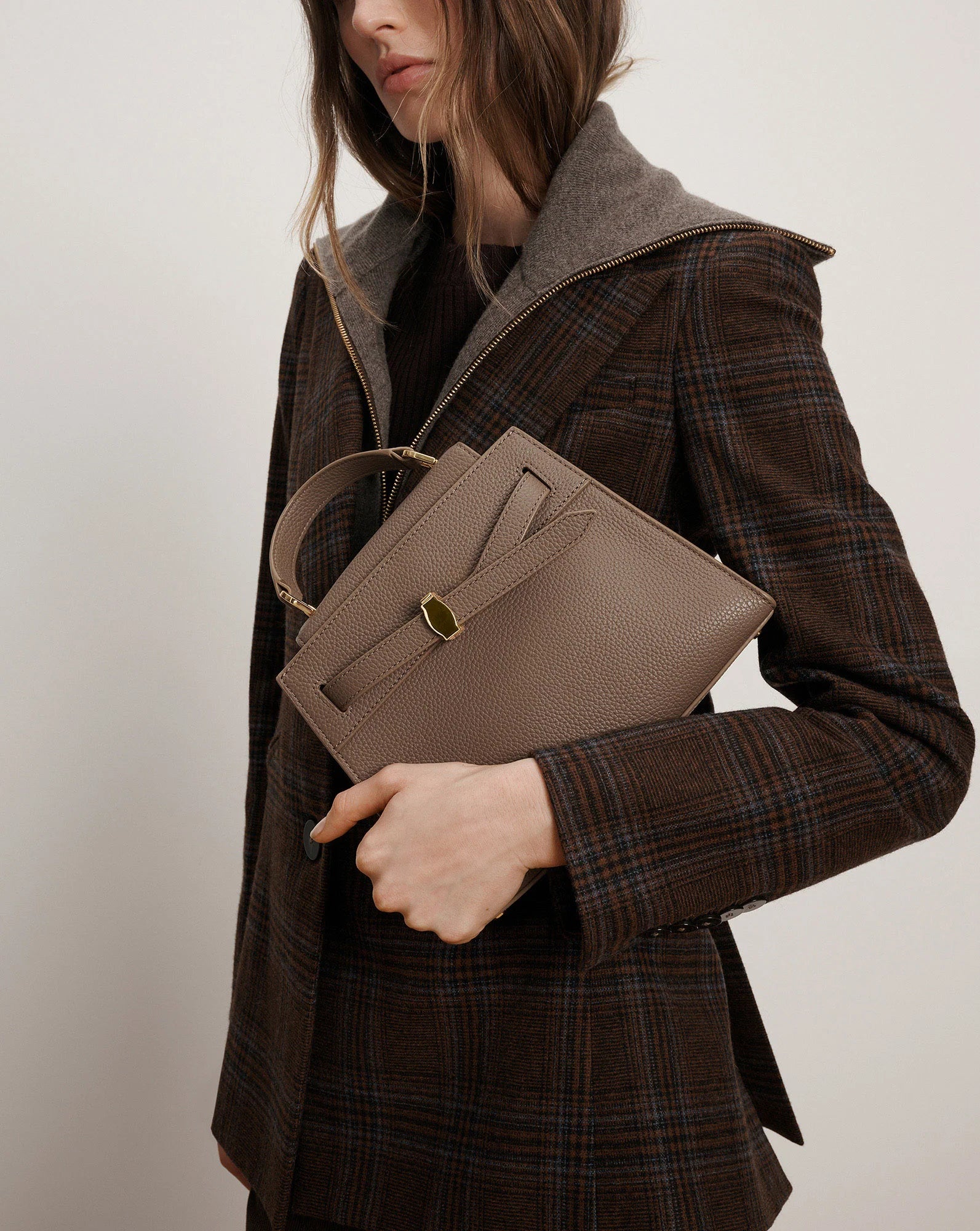 Veronica Beard Dash Top-Handle Bag