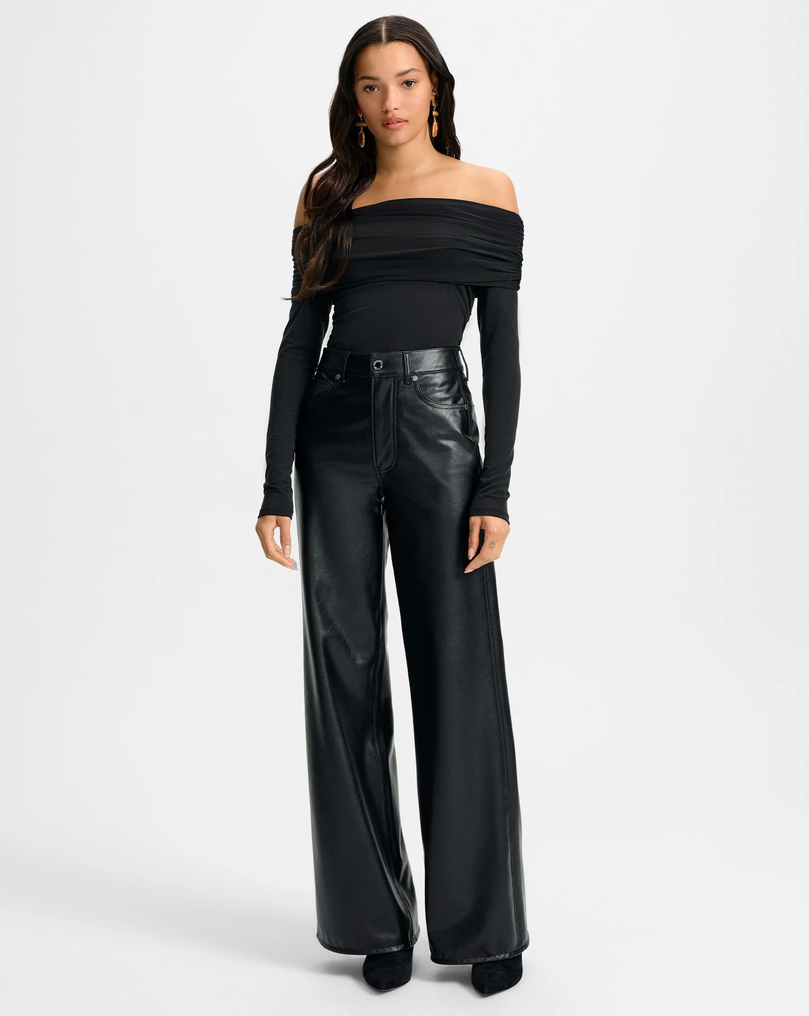 Chaiya Off-the-Shoulder Top