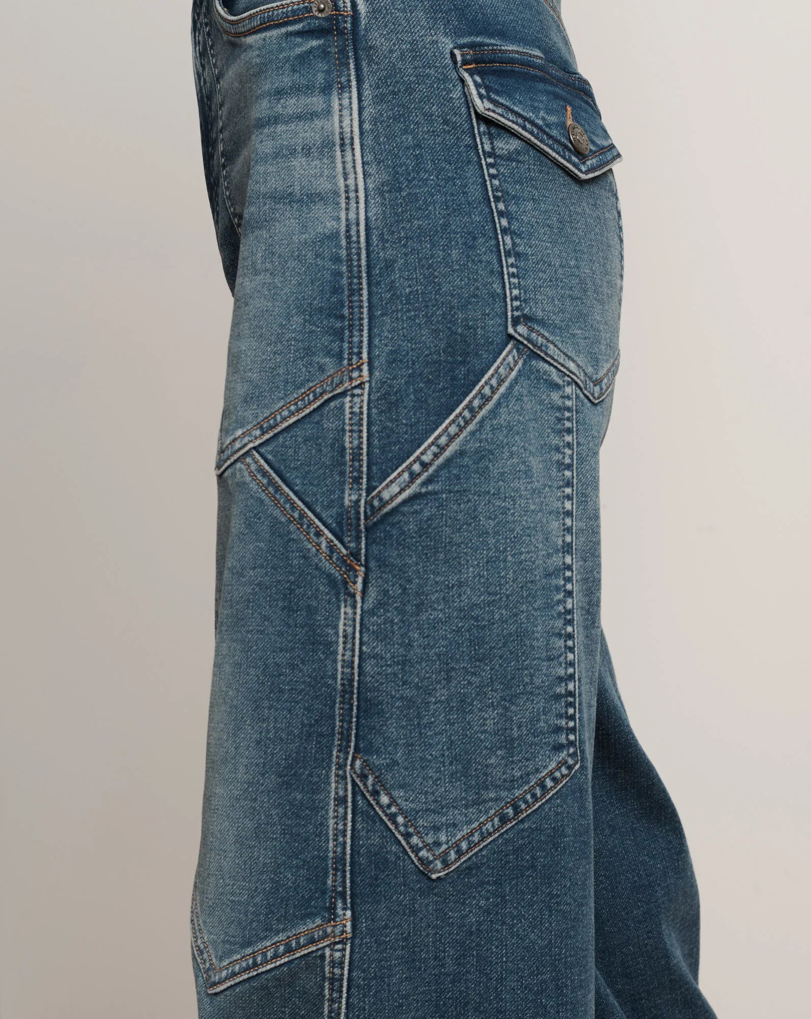 Freddy Wide-Leg Cargo Jean